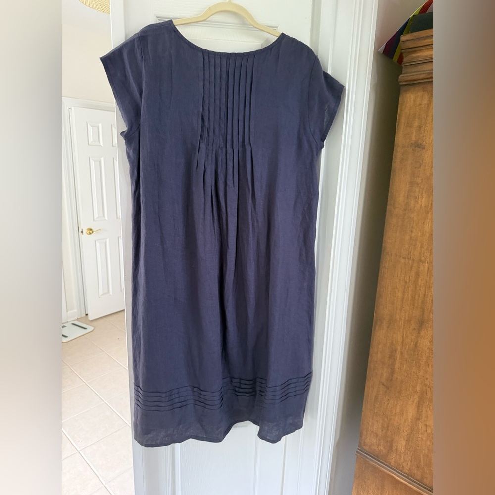 Sundance blue Tunic with Embroidered Details. 100% linen. - Picture 2 of 6